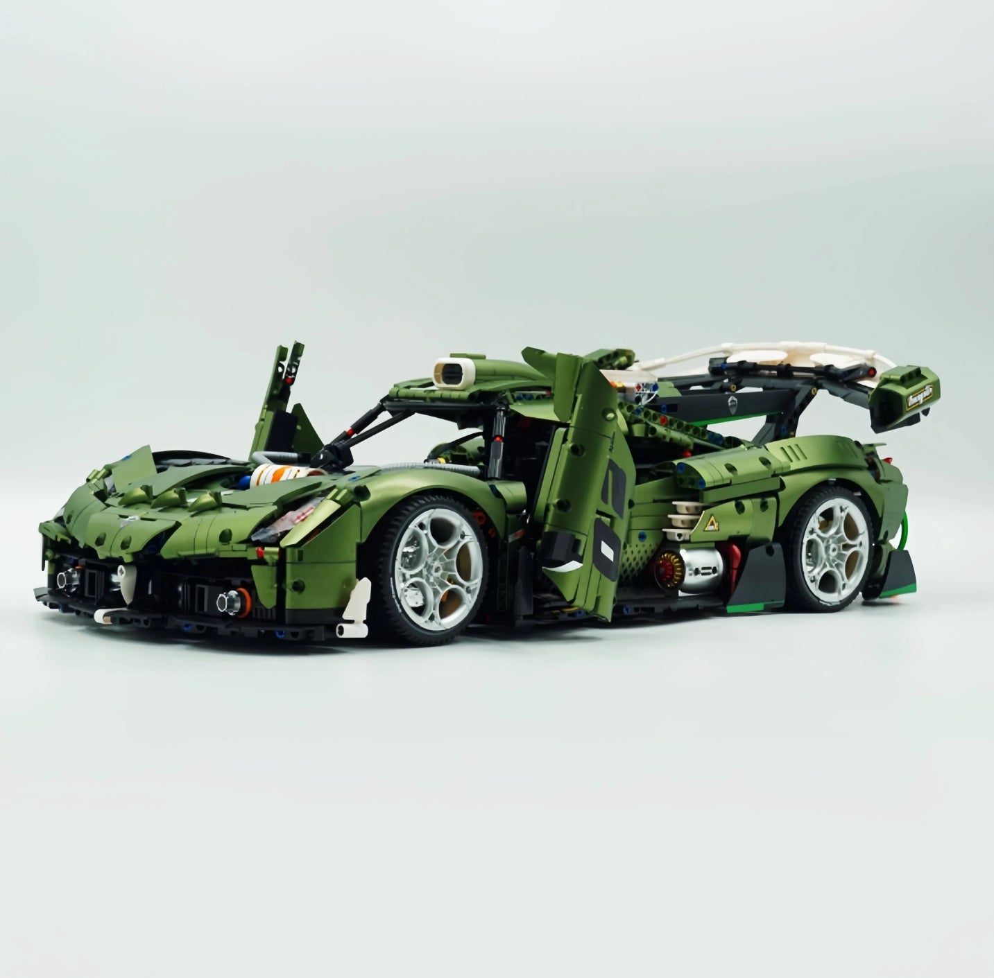 1:8 JESKO super sports car, high degree of detail restoration (3838 pieces)