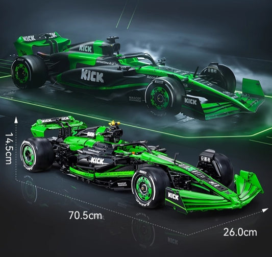 Formula One F1C44 Sauber Authorized 1:8 Racing Car, F1 Collection Classic (2553 pieces)