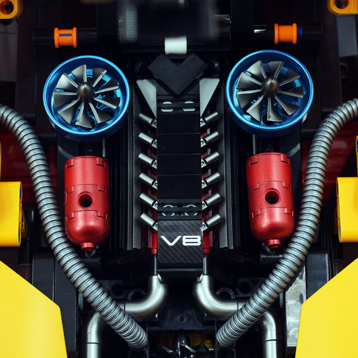 1:8 C8 supercar building kit (3788 pieces)