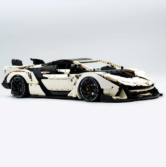 1:8 Lambo Auténtica, White Goddess Edition Building Block Supercar (3392 pieces)