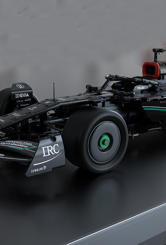 1:8 Formula One car Product size:68cm*28.5cm*15cm