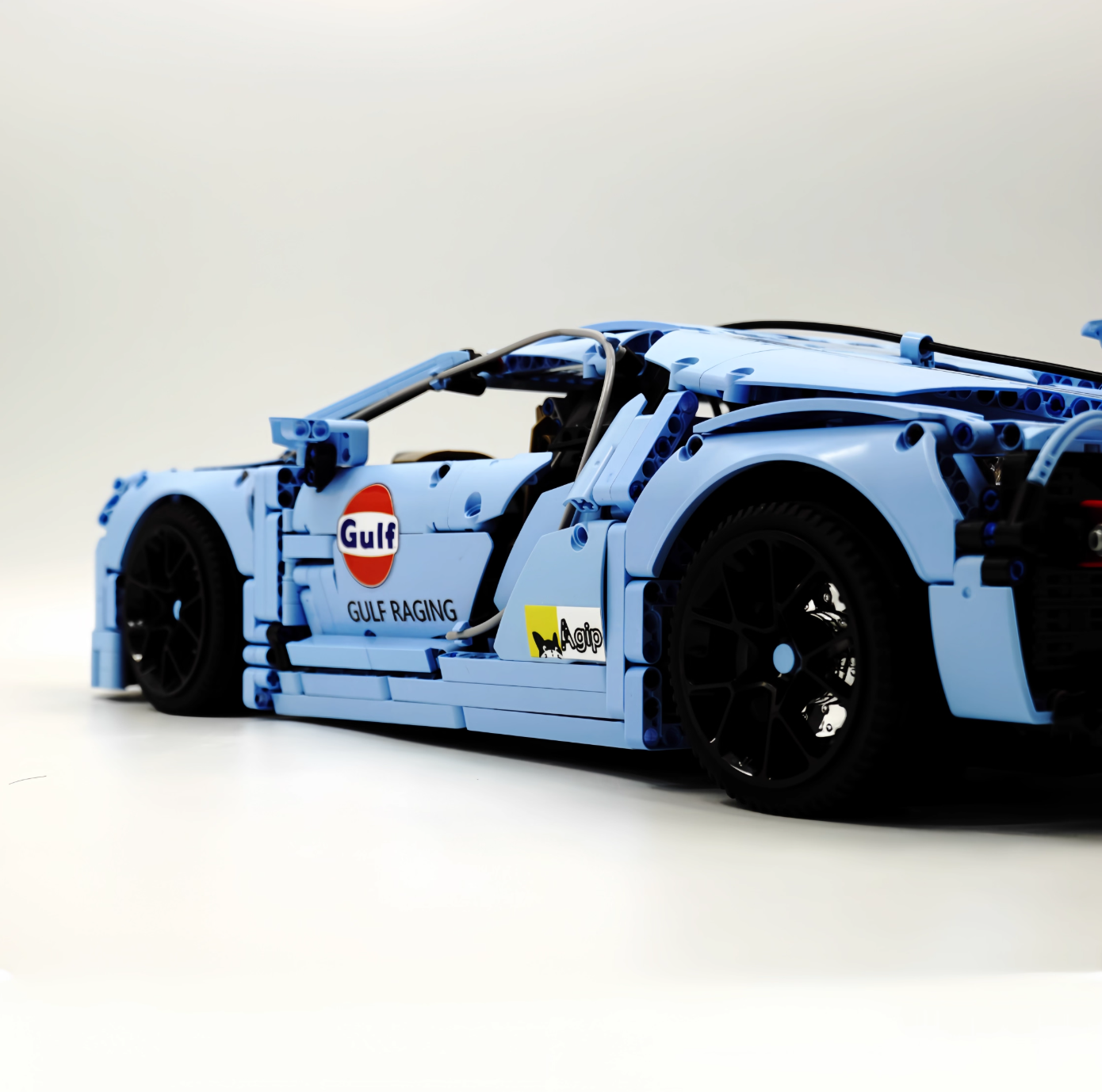 1:8 Chiron, custom modified Gulf Blue Edition building block supercar (4031 pieces)