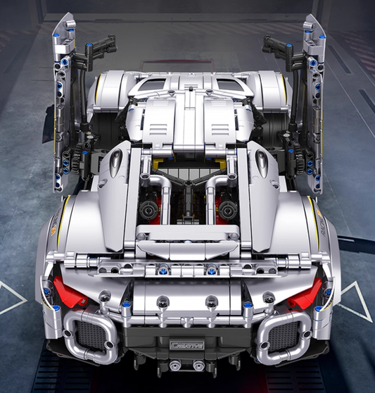 1:10 Silver Koenigsegg Building Block Supercar Power Edition (2086 pieces)