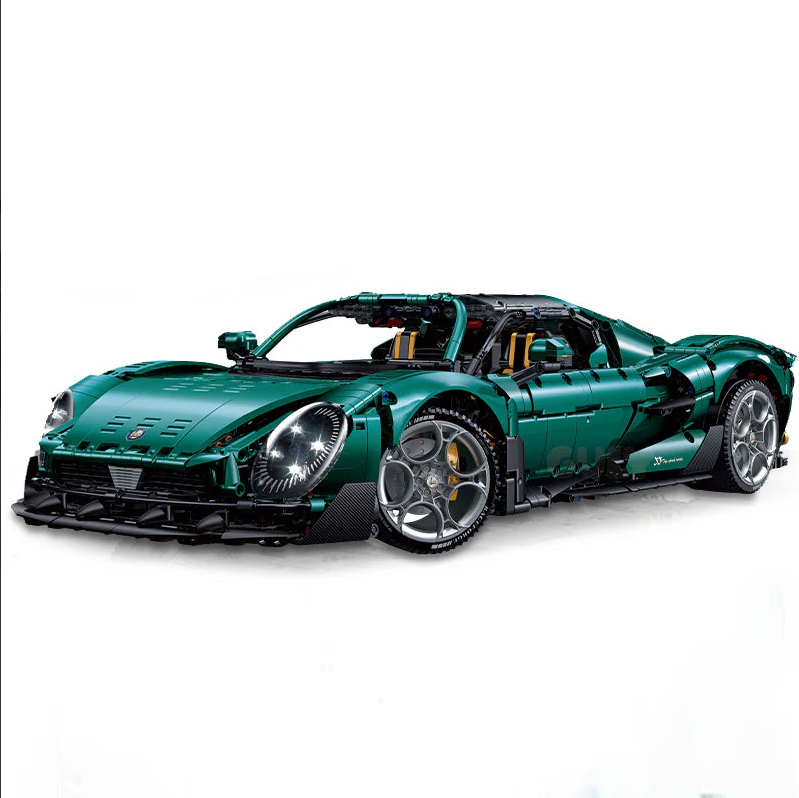1:8 Romeo 33 Stradale supercar (3861 pieces)
