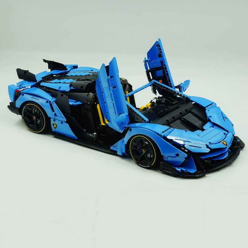 1:8 Lambo Auténtica, building block supercar, painted pearl blue/red, static version (3392 pieces)