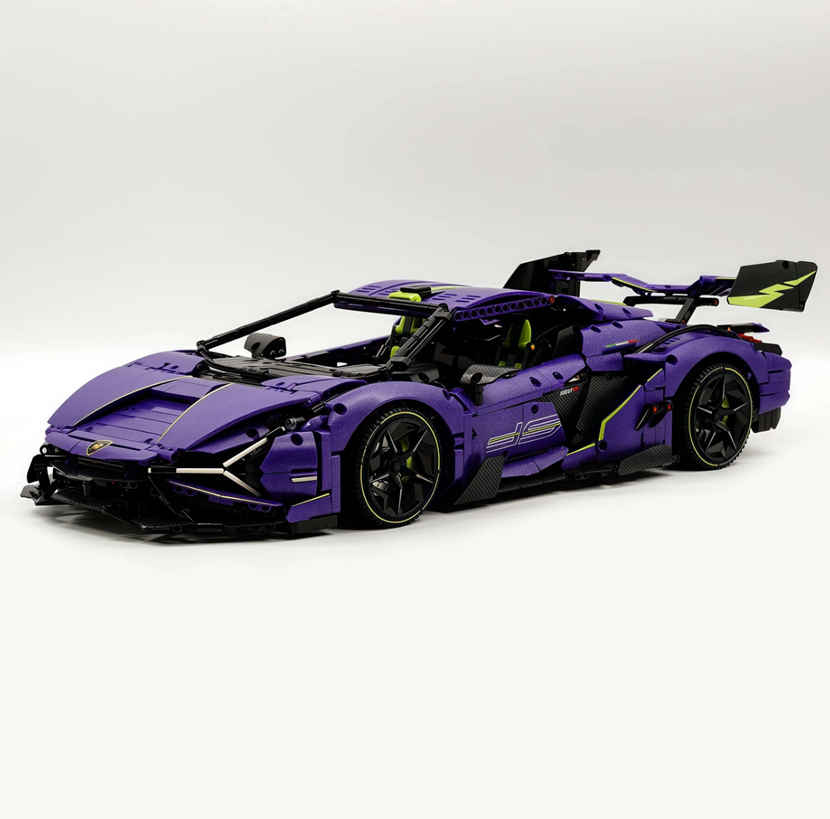 1:8 scale purple Lambo supercar with custom starry sky finish (3654 pieces)