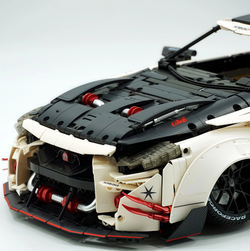 1:8 GT-R R35 Widebody Edition Electroplated Beast Building Block Supercar 3939+ pieces