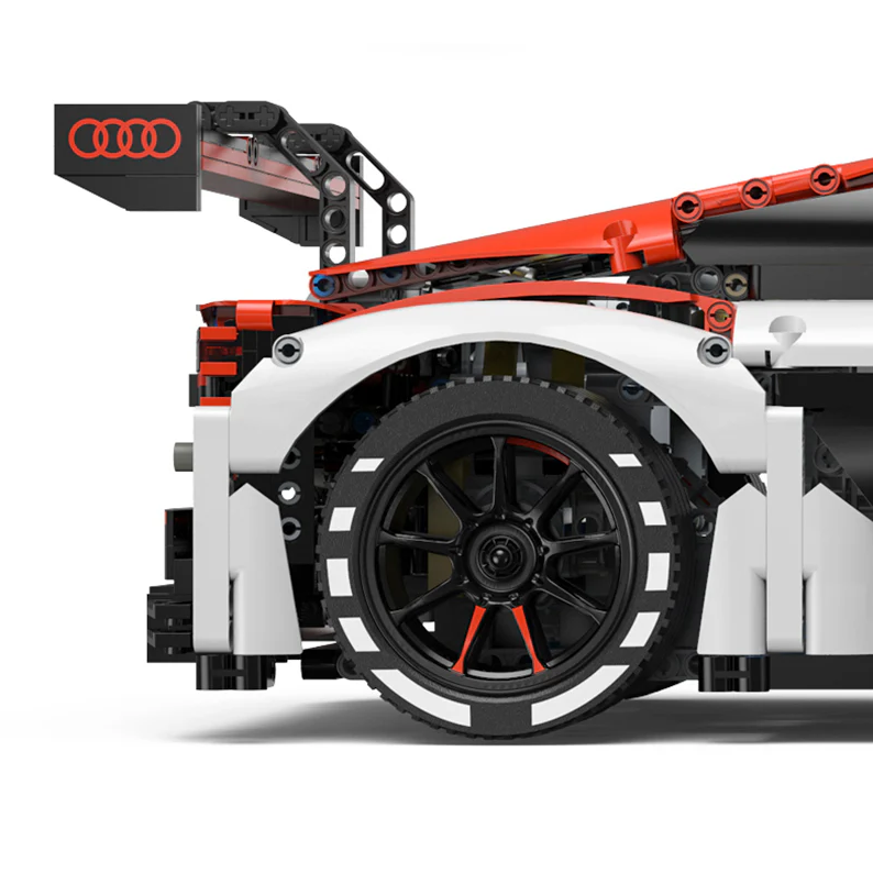 Audi R8 LMS GT3-1:8 Building Block Supercar (3300+ pieces)