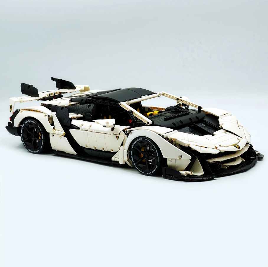 1:8 Lambo Auténtica, White Goddess Edition Building Block Supercar (3392 pieces)