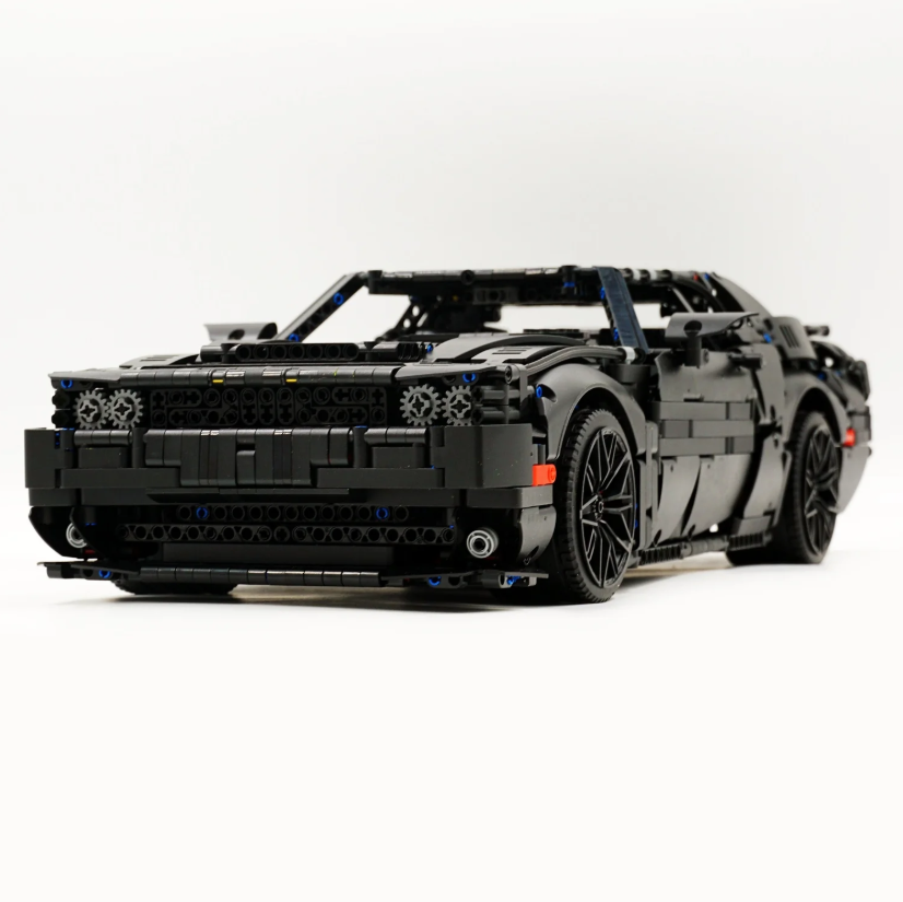 1:8 Dodge Challenger, Black Warrior custom version building block supercar (3300+ pieces)