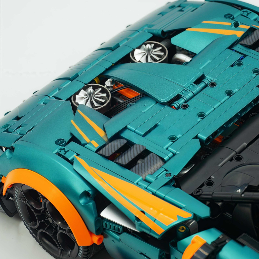1:8 Martin Vulcan British Racing Icon Building Block Supercar | 3794+ pieces