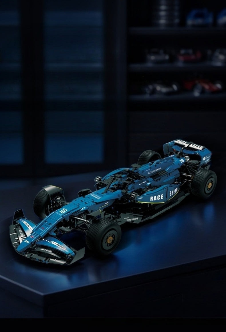 1:8 Formula One car (2361 pieces)Product size：65cm*26cm*12cm