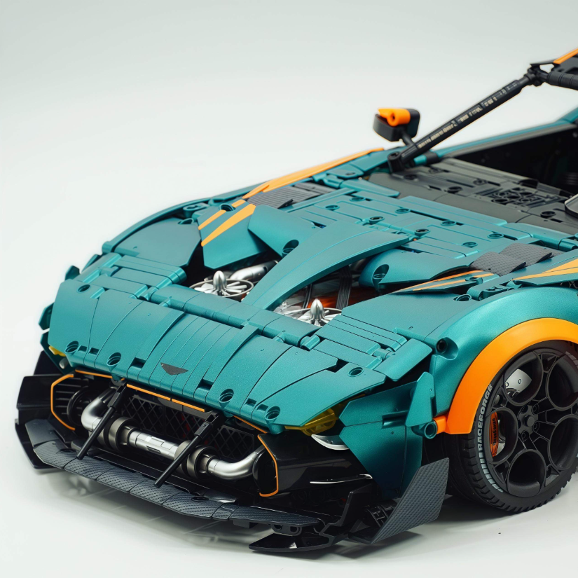 1:8 Martin Vulcan British Racing Icon Building Block Supercar | 3794+ pieces