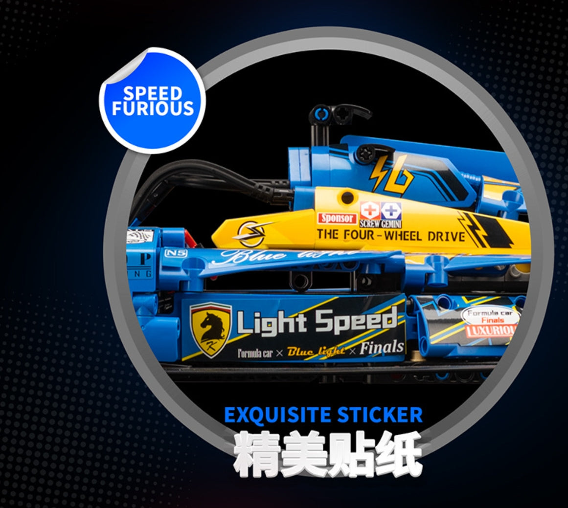 1:8 Formula One racing car model, available in red and blue (1448 pieces)
