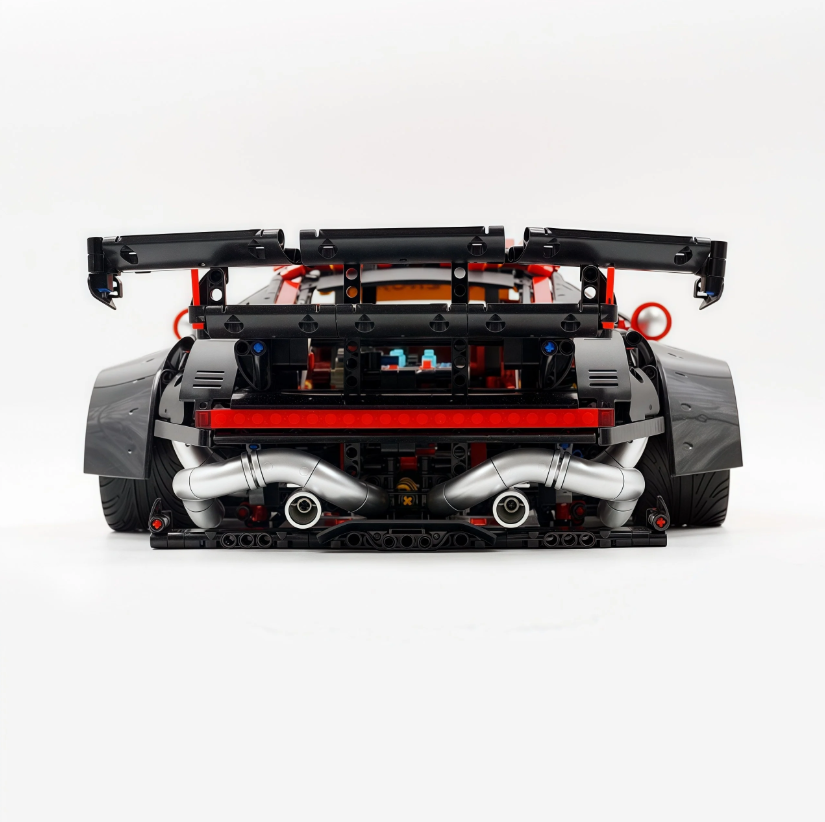 Ultimate Widebody 964 RWB, a red custom block supercar (4190 pieces)