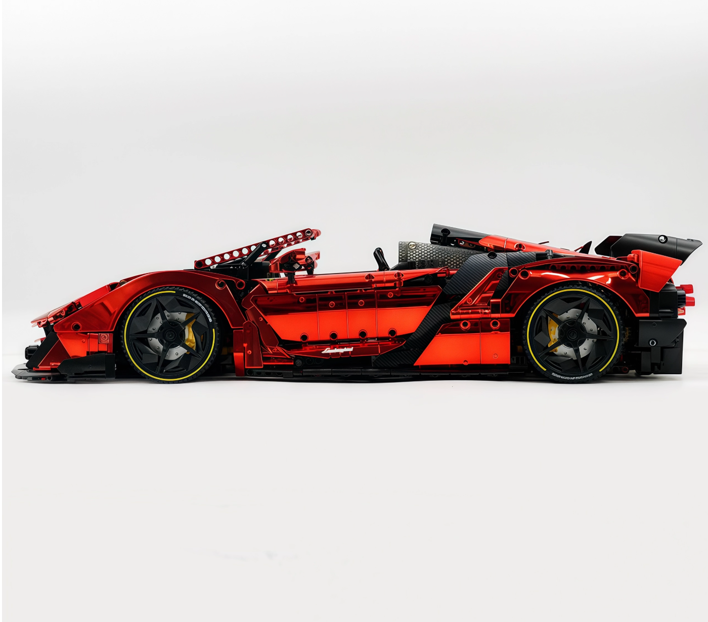 1:8 Lambo Auténtica, building block supercar, painted pearl blue/red, static version (3392 pieces)