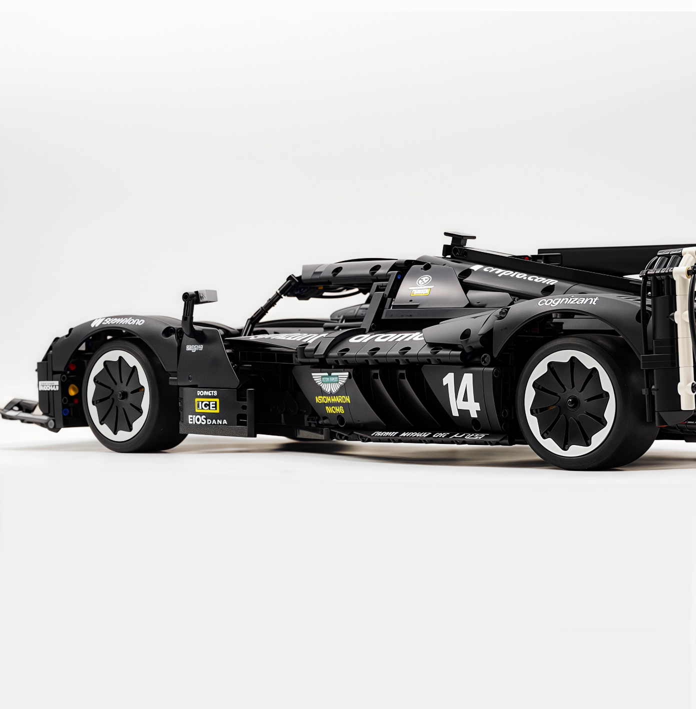 1:8 Martin Valkyrie Building Block Supercar (3869 pieces)