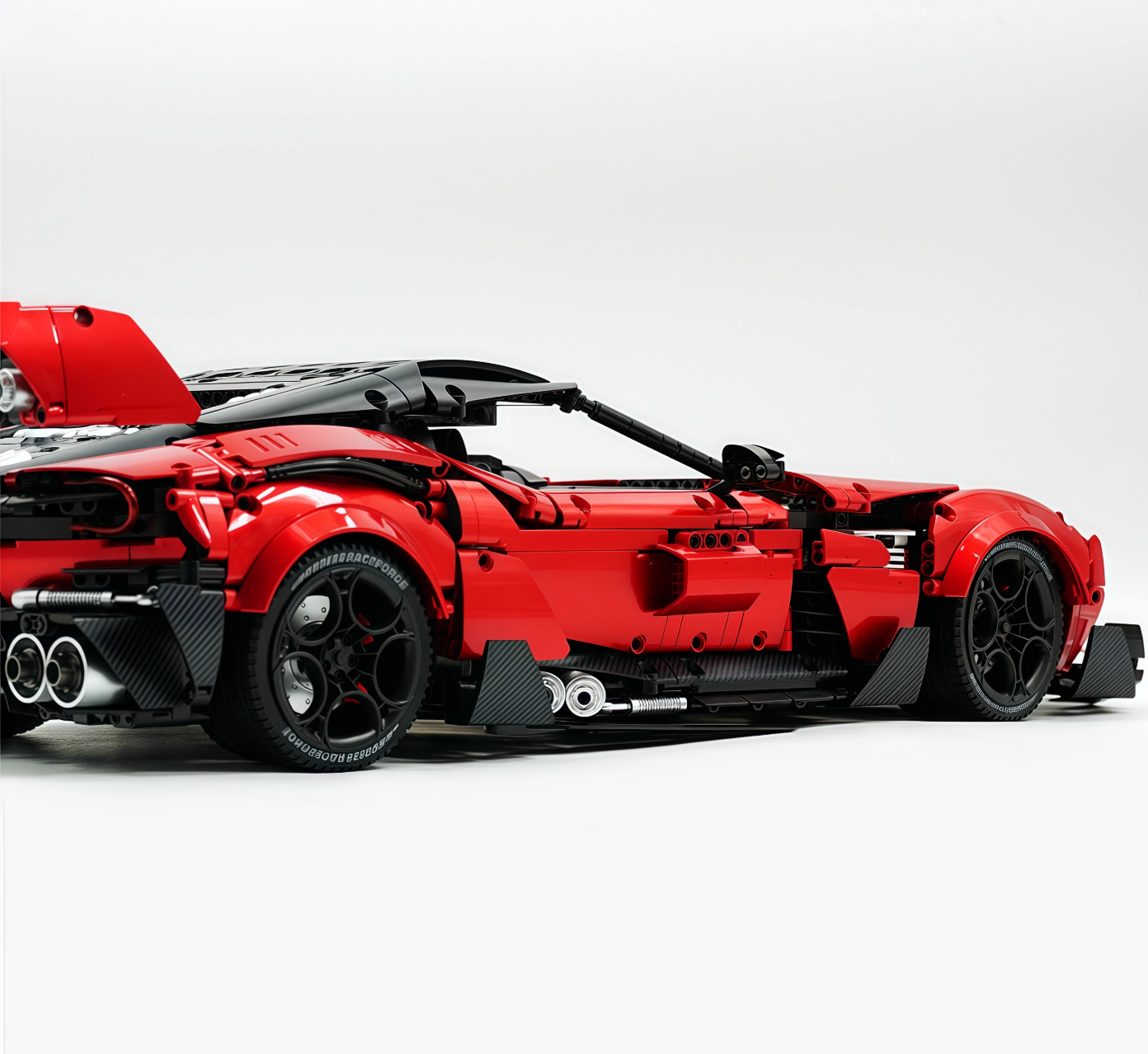 1:8 Martin Vulcan | Paint Pearl Red Edition Building Block Supercar 3794+ pieces