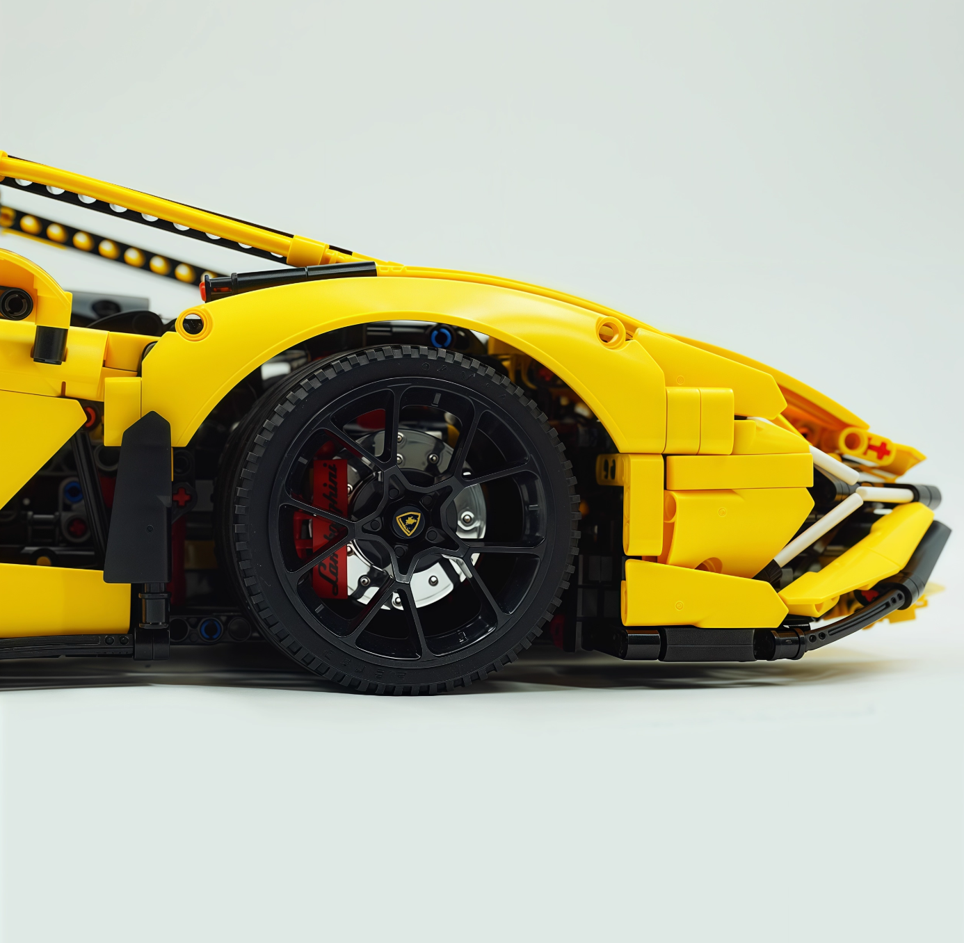 1:8 Lambo Sian Yellow Special Edition Building Block Supercar (3696 PCS)