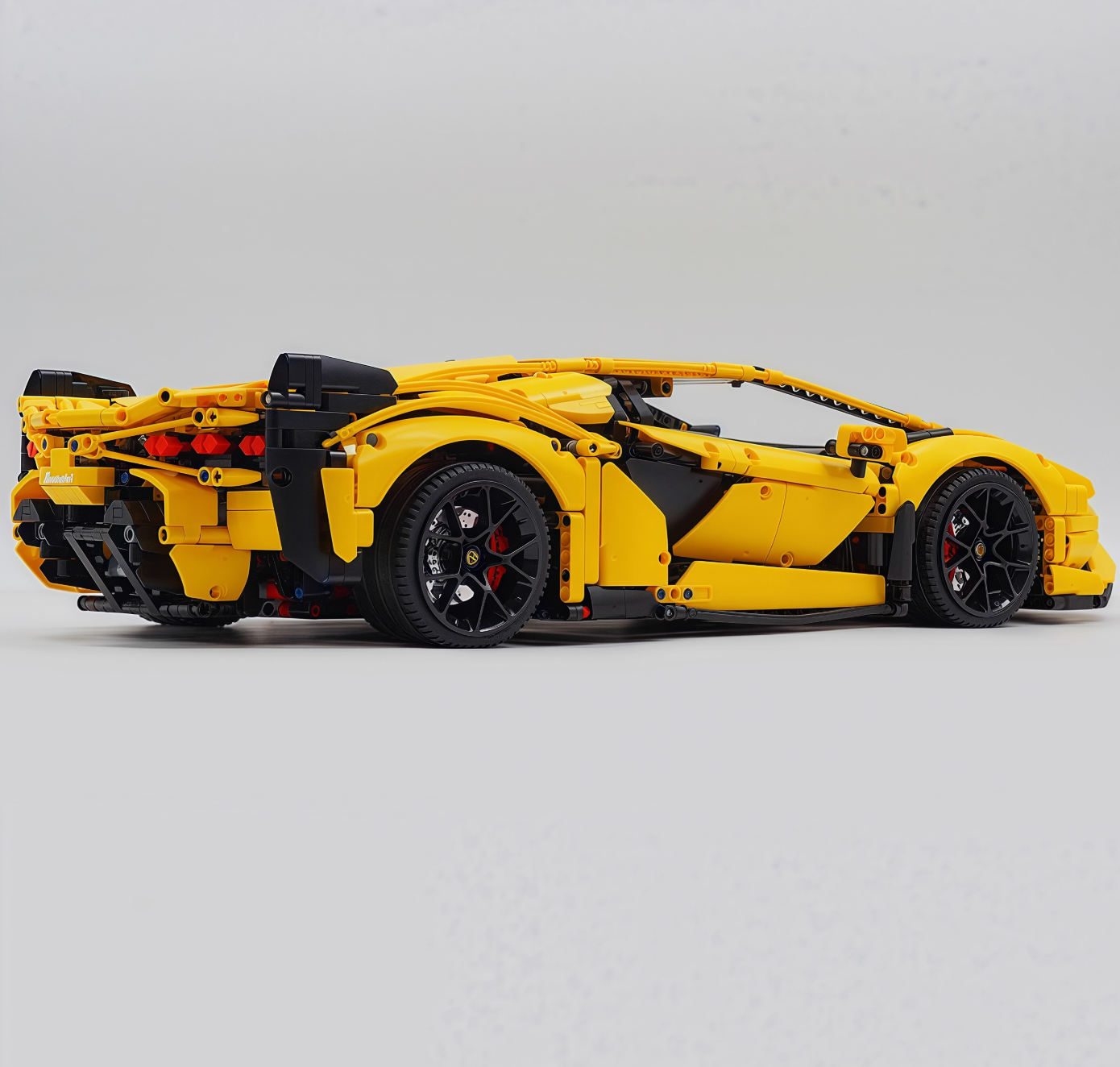 1:8 Lambo Sian Yellow Special Edition Building Block Supercar (3696 PCS)