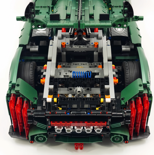 1:8 Le Mans building block supercar model (3746 pieces)