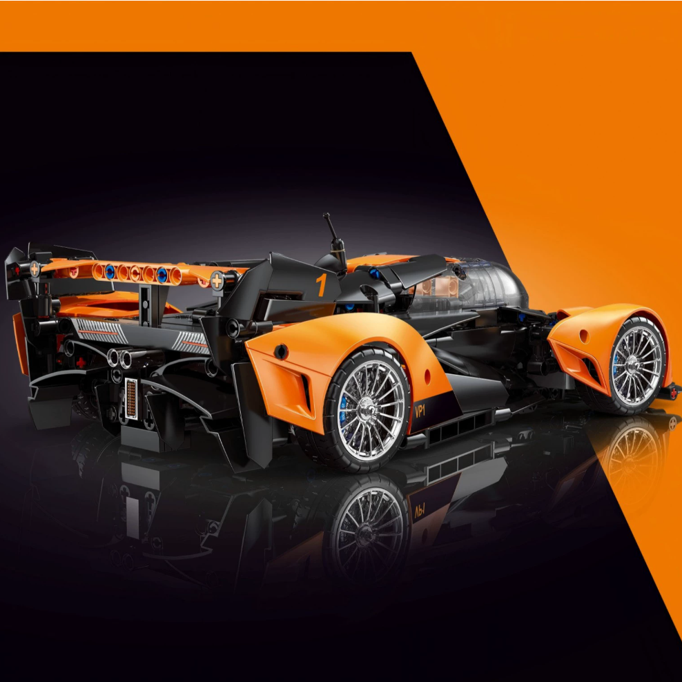 1:14 Solus GT Building Block Supercar (817 pieces)